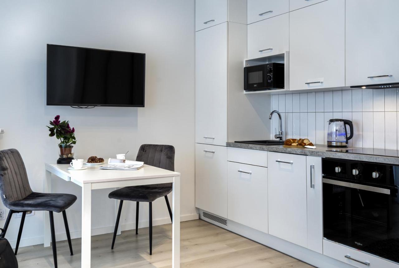 Wola Luxury Stay Varsovie Extérieur photo