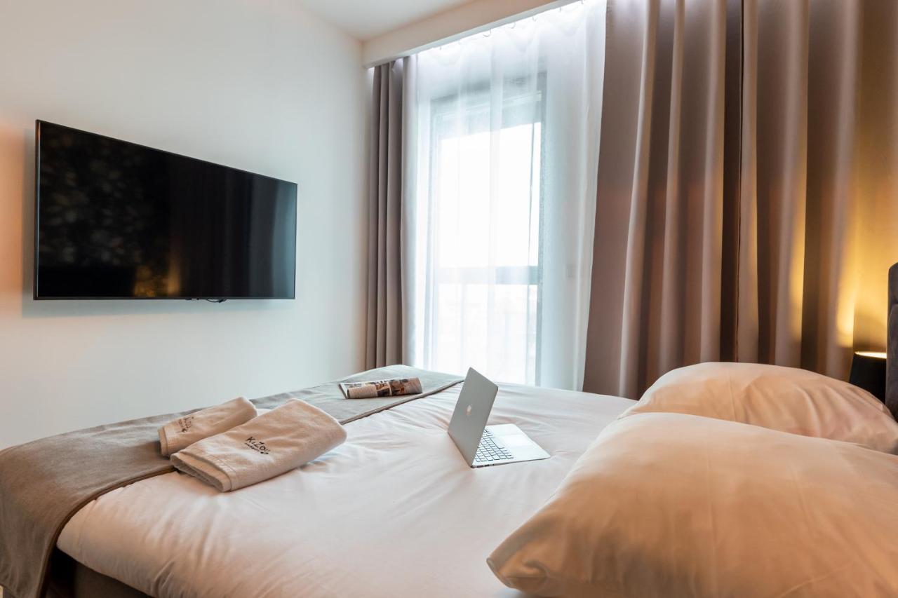 Wola Luxury Stay Varsovie Extérieur photo