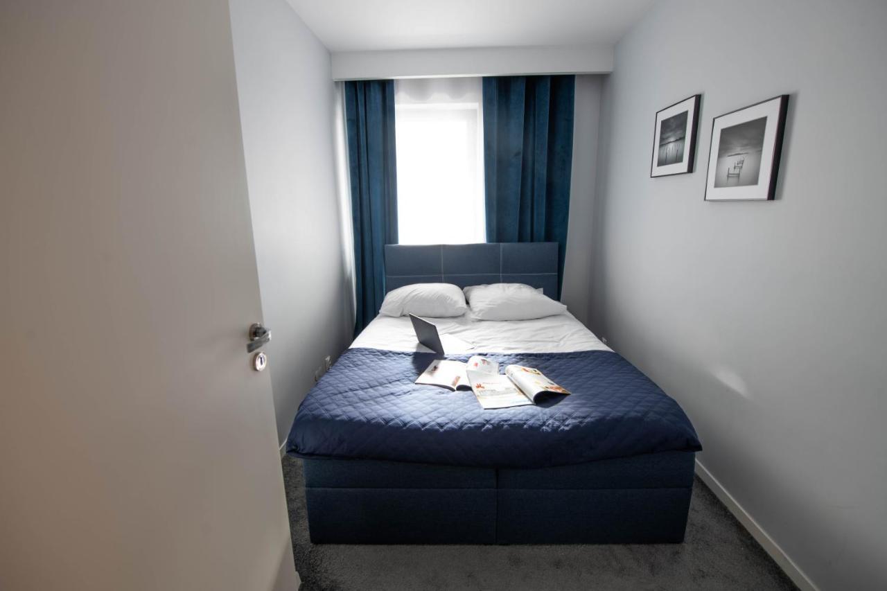 Wola Luxury Stay Varsovie Extérieur photo