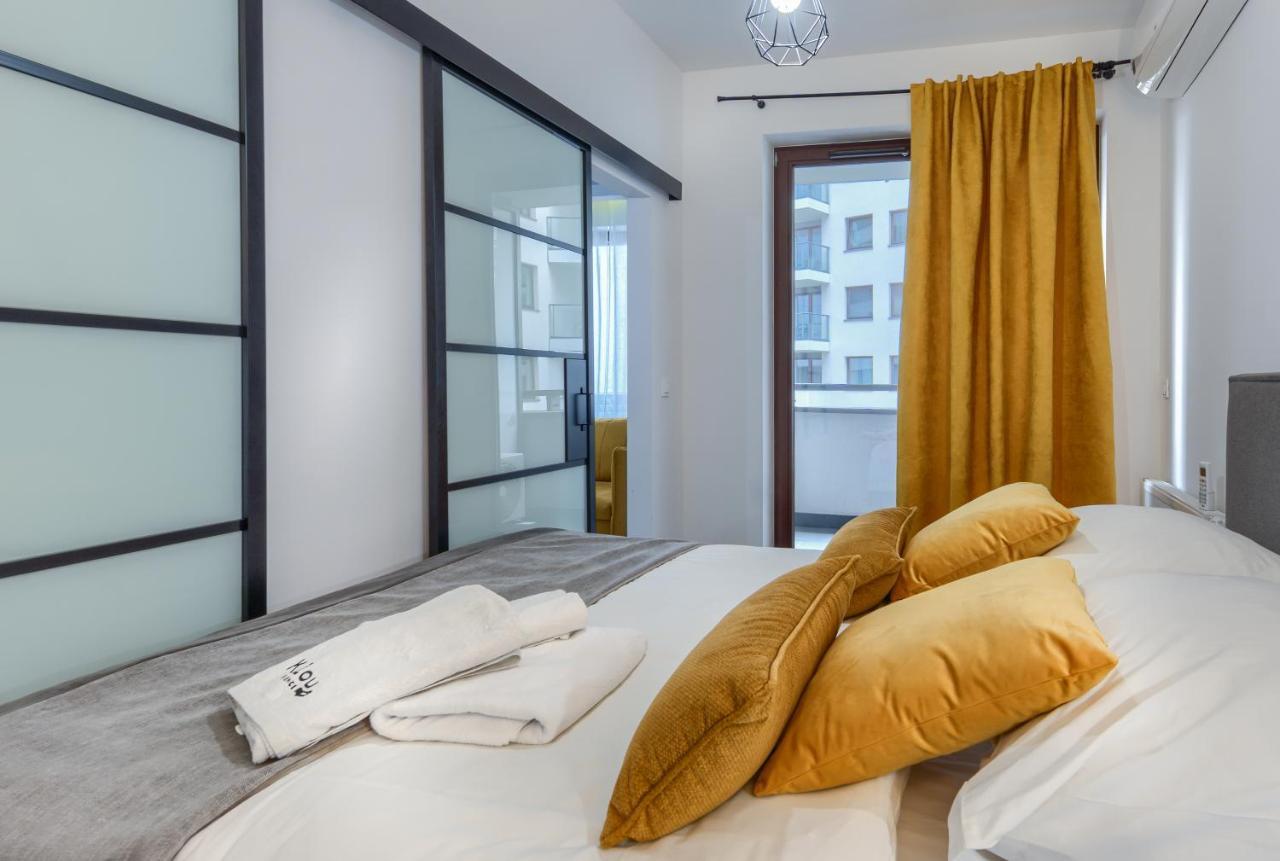 Wola Luxury Stay Varsovie Extérieur photo